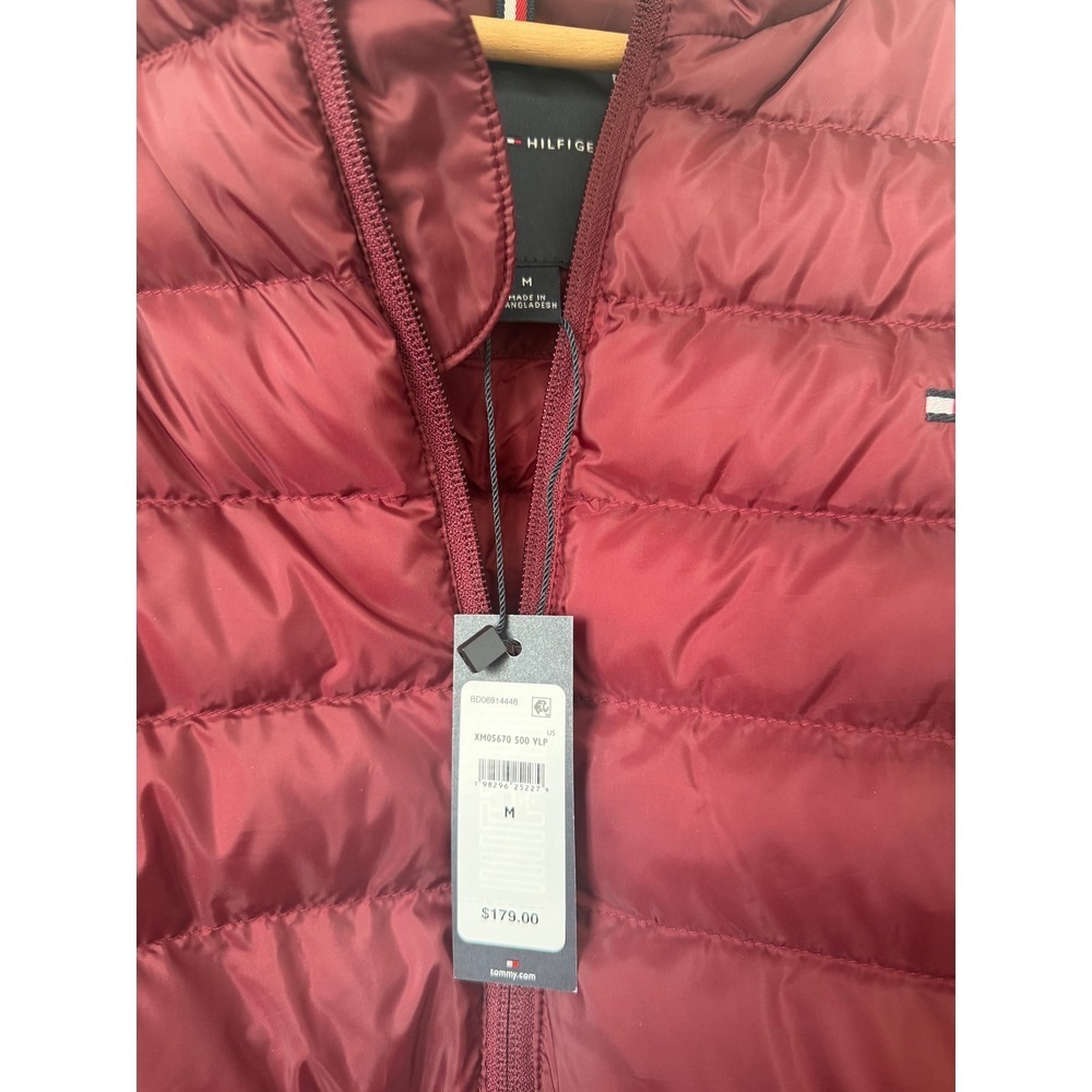 Tommy Hilfiger Men's/Unisex Red Puffer Coat – Size Small – NWT - Picture 3 of 5